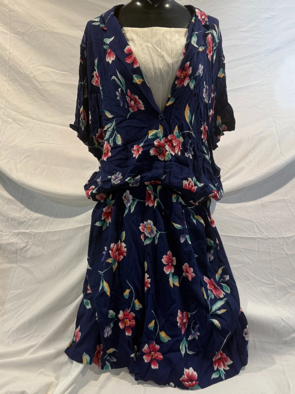 Jaclyn Smith Skort/Skirt Set Women's XL Blue Floral Rayon Short Sleeve 2pc VTG